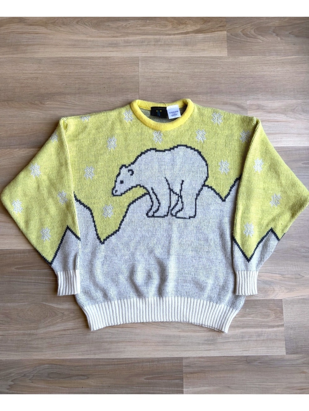 Vintage 90's UK Made Jeffery Rogers Nature Polar Bear Knit